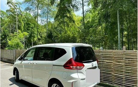 Honda Freed II, 2017 год, 1 256 000 рублей, 3 фотография