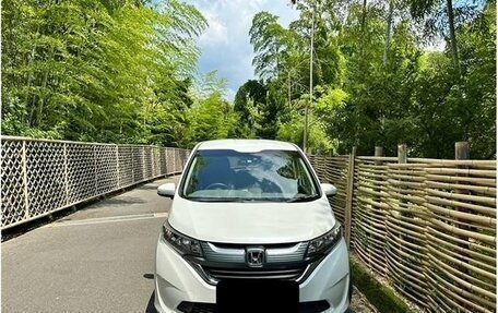 Honda Freed II, 2017 год, 1 256 000 рублей, 7 фотография