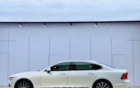 Volvo S90 II рестайлинг, 2021 год, 3 600 000 рублей, 3 фотография