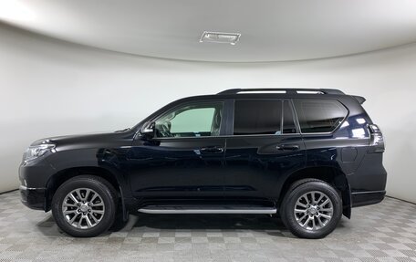 Toyota Land Cruiser Prado 150 рестайлинг 2, 2018 год, 4 655 000 рублей, 8 фотография