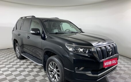 Toyota Land Cruiser Prado 150 рестайлинг 2, 2018 год, 4 655 000 рублей, 3 фотография