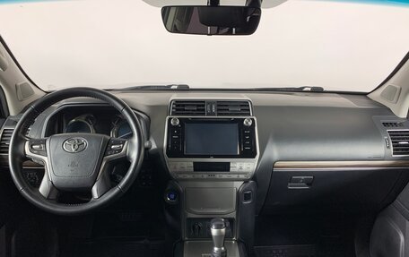 Toyota Land Cruiser Prado 150 рестайлинг 2, 2018 год, 4 655 000 рублей, 13 фотография