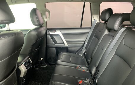 Toyota Land Cruiser Prado 150 рестайлинг 2, 2018 год, 4 655 000 рублей, 19 фотография