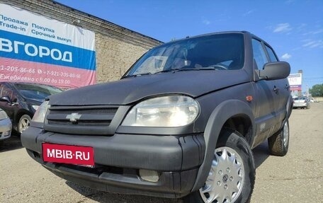 Chevrolet Niva I рестайлинг, 2005 год, 289 900 рублей, 1 фотография