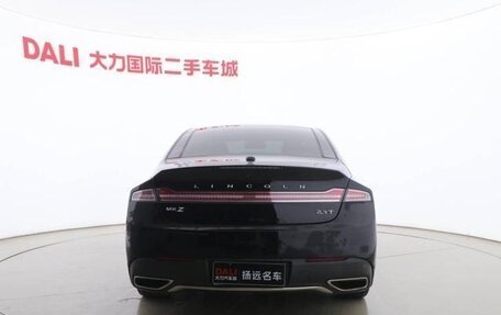 Lincoln MKZ II рестайлинг, 2020 год, 2 200 000 рублей, 4 фотография