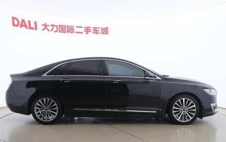 Lincoln MKZ II рестайлинг, 2020 год, 2 200 000 рублей, 5 фотография