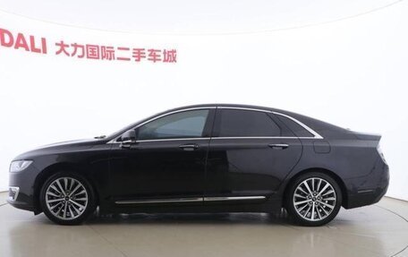 Lincoln MKZ II рестайлинг, 2020 год, 2 200 000 рублей, 7 фотография