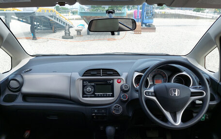 Honda Fit III, 2011 год, 740 000 рублей, 11 фотография