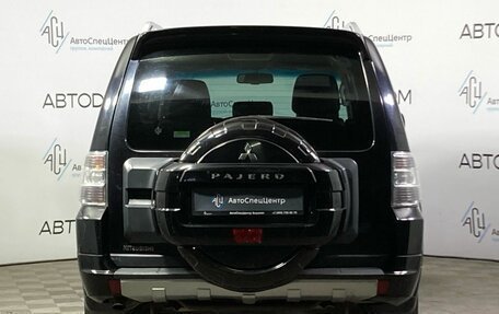 Mitsubishi Pajero IV, 2010 год, 1 690 000 рублей, 2 фотография