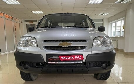 Chevrolet Niva I рестайлинг, 2012 год, 679 999 рублей, 2 фотография