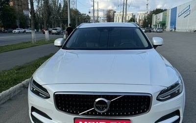 Volvo V90 Cross Country I рестайлинг, 2017 год, 3 400 000 рублей, 1 фотография