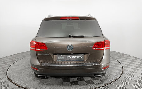 Volkswagen Touareg III, 2013 год, 2 072 000 рублей, 6 фотография