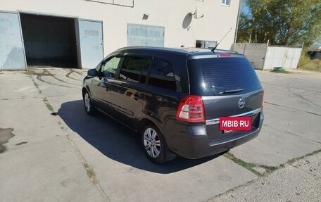 Opel Zafira B, 2012 год, 970 000 рублей, 3 фотография