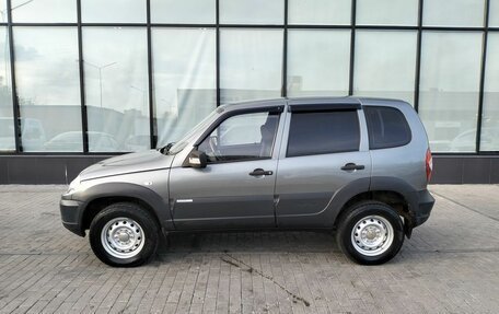 Chevrolet Niva I рестайлинг, 2011 год, 679 000 рублей, 2 фотография