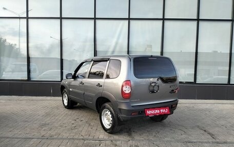 Chevrolet Niva I рестайлинг, 2011 год, 679 000 рублей, 3 фотография