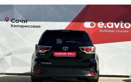 Toyota Highlander III, 2014 год, 3 100 000 рублей, 5 фотография