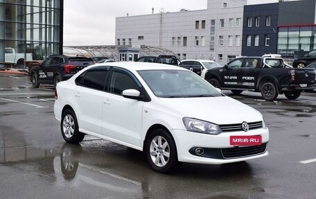 Volkswagen Polo VI (EU Market), 2014 год, 947 000 рублей, 2 фотография