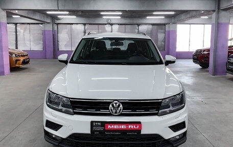 Volkswagen Tiguan II, 2018 год, 2 150 000 рублей, 2 фотография