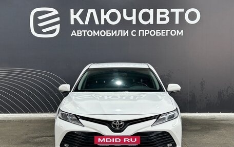 Toyota Camry, 2018 год, 2 490 000 рублей, 2 фотография