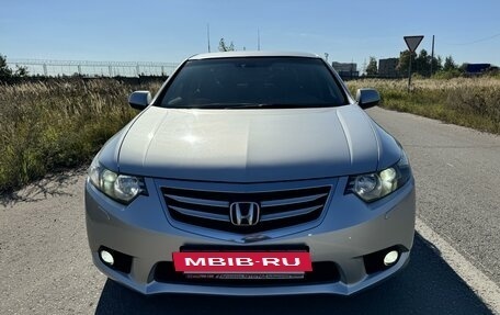 Honda Accord VIII рестайлинг, 2011 год, 1 580 000 рублей, 2 фотография