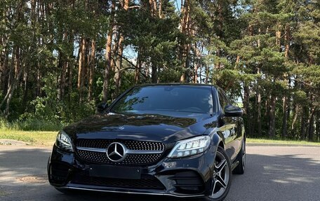 Mercedes-Benz C-Класс, 2019 год, 2 950 000 рублей, 3 фотография