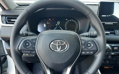 Toyota RAV4, 2024 год, 4 470 000 рублей, 12 фотография