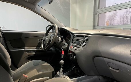 KIA Rio II, 2011 год, 649 000 рублей, 18 фотография