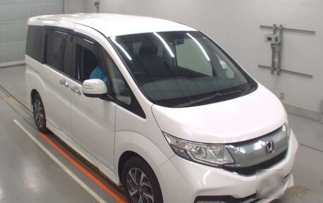 Honda Stepwgn IV, 2015 год, 1 860 000 рублей, 2 фотография