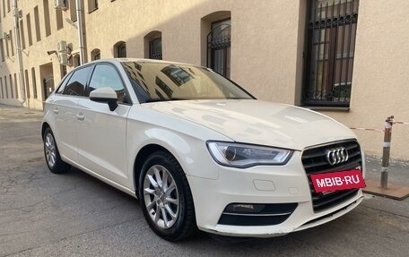 Audi A3, 2014 год, 1 060 000 рублей, 2 фотография