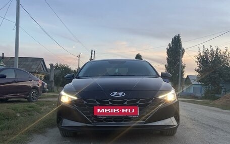 Hyundai Elantra, 2023 год, 2 800 000 рублей, 6 фотография