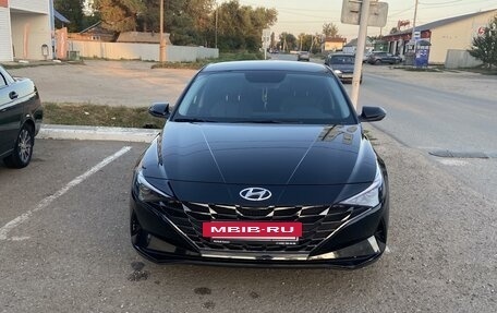 Hyundai Elantra, 2023 год, 2 800 000 рублей, 10 фотография