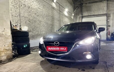 Mazda 3, 2015 год, 1 600 000 рублей, 2 фотография