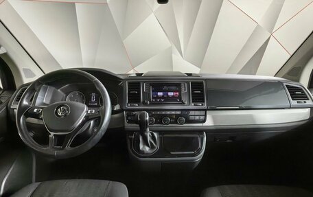 Volkswagen Multivan T6 рестайлинг, 2019 год, 3 999 000 рублей, 10 фотография