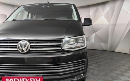 Volkswagen Multivan T6 рестайлинг, 2019 год, 3 999 000 рублей, 18 фотография