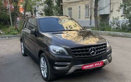 Mercedes-Benz M-Класс, 2013 год, 3 050 000 рублей, 2 фотография