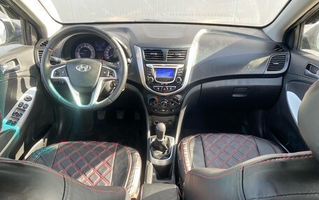 Hyundai Solaris II рестайлинг, 2012 год, 650 000 рублей, 14 фотография