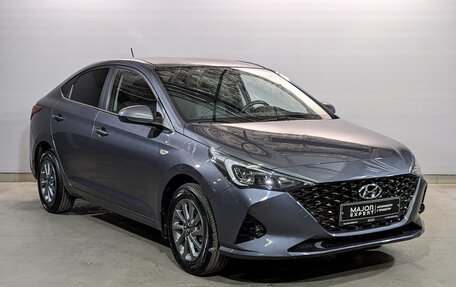 Hyundai Solaris II рестайлинг, 2021 год, 1 745 000 рублей, 3 фотография