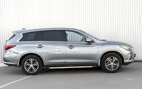 Infiniti QX60 I рестайлинг, 2017 год, 3 145 000 рублей, 4 фотография