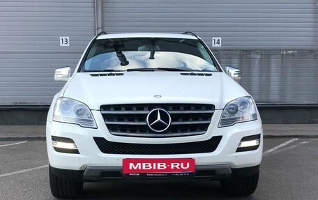 Mercedes-Benz M-Класс, 2011 год, 1 749 000 рублей, 2 фотография