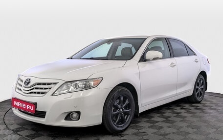 Toyota Camry, 2011 год, 1 600 000 рублей, 1 фотография