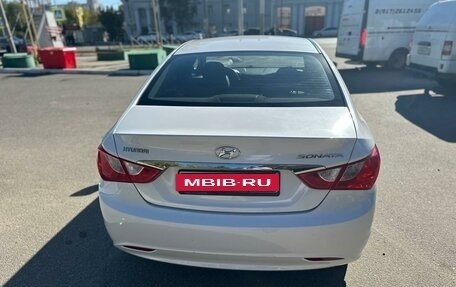 Hyundai Sonata VI, 2012 год, 1 350 000 рублей, 2 фотография