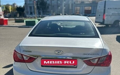 Hyundai Sonata VI, 2012 год, 1 350 000 рублей, 7 фотография