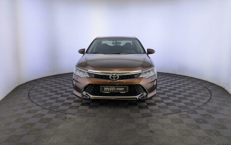 Toyota Camry, 2018 год, 2 750 000 рублей, 2 фотография