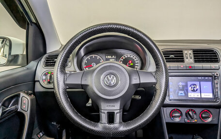 Volkswagen Polo VI (EU Market), 2015 год, 960 000 рублей, 20 фотография