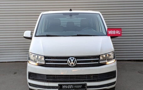 Volkswagen Caravelle T6 рестайлинг, 2019 год, 2 895 000 рублей, 2 фотография