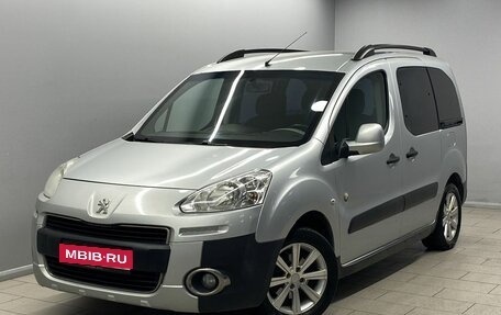 Peugeot Partner II рестайлинг 2, 2013 год, 945 000 рублей, 1 фотография