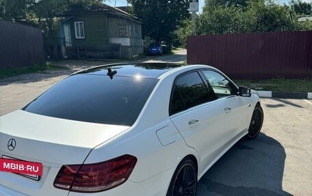 Mercedes-Benz E-Класс, 2013 год, 3 500 000 рублей, 4 фотография