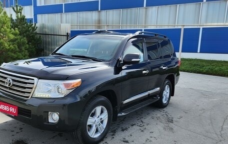 Toyota Land Cruiser 200, 2012 год, 3 750 000 рублей, 3 фотография