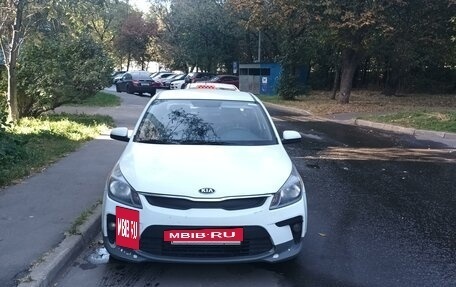 KIA Rio IV, 2017 год, 800 000 рублей, 3 фотография