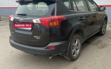 Toyota RAV4, 2015 год, 2 450 000 рублей, 2 фотография